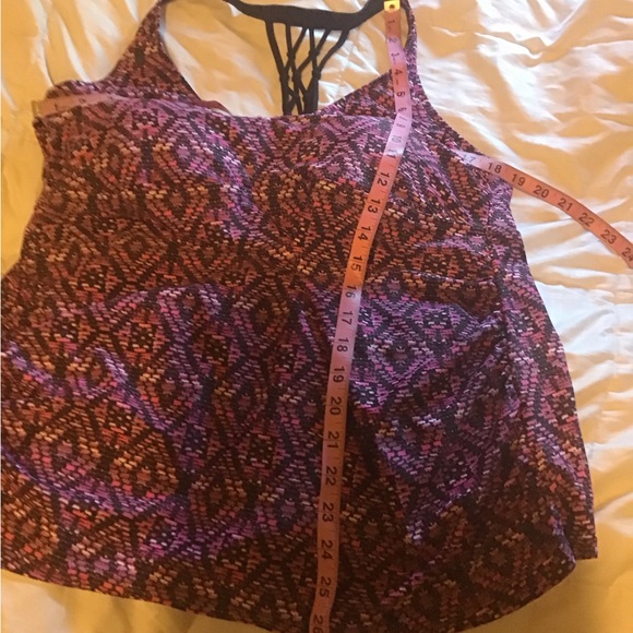 Ava & Viv 20W Plus Size berry swimsuit top NWT - Picture 2 of 6